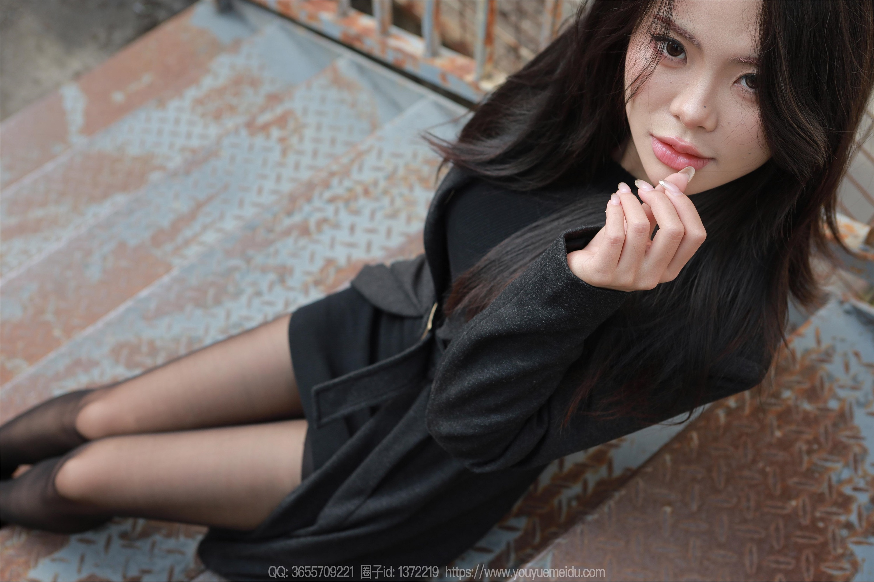 IESS异思趣向  2025.01.02 丝享家 1940 兔兔《黑丝女人》